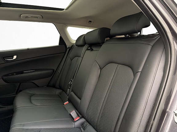 Kia Optima 13 of 30
