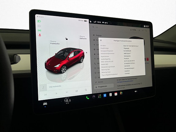 Tesla Model Y 21 of 30