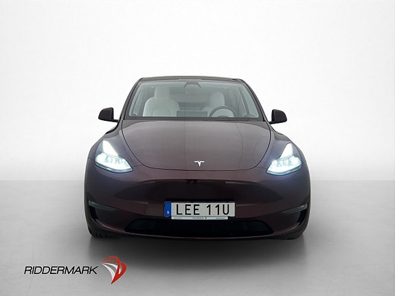 Tesla Model Y 3 of 30