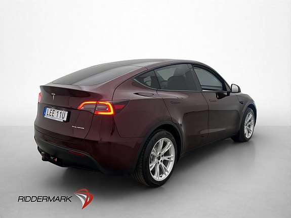 Tesla Model Y 9 of 30