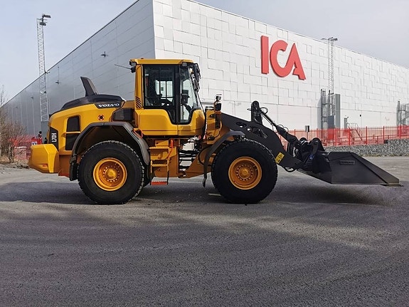 Volvo L 70 H2 9 of 13