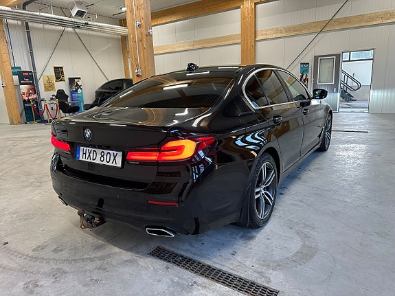 BMW 520d 4 of 27