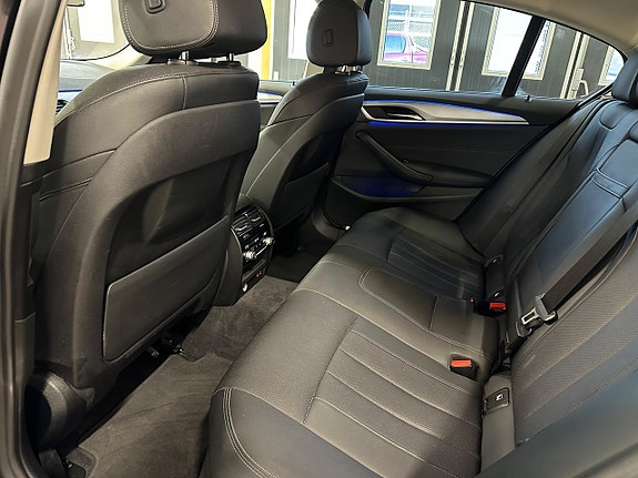 BMW 520d 12 of 27