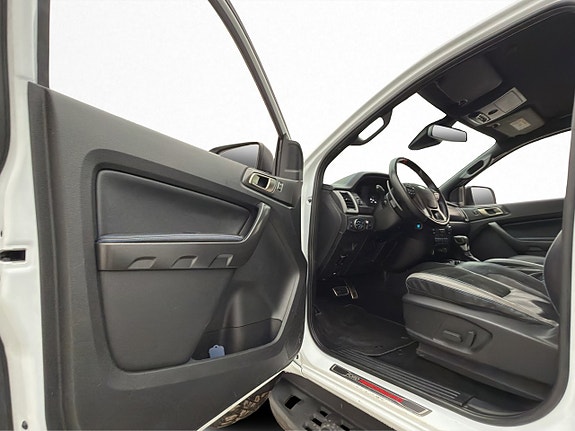 Ford Ranger Raptor 15 of 30