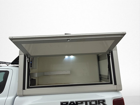 Ford Ranger Raptor 12 of 30