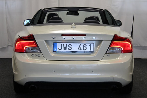 Volvo C70 13 of 30