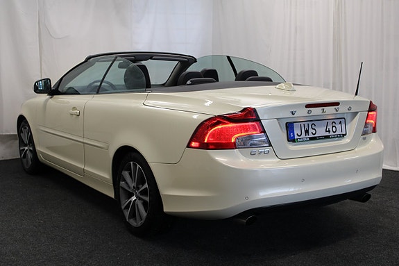 Volvo C70 15 of 30