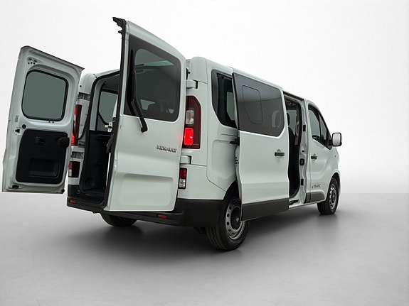 Renault Trafic 10 of 30