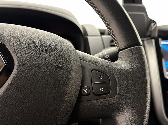 Renault Trafic 19 of 30