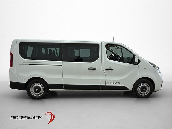 Renault Trafic 2 of 30
