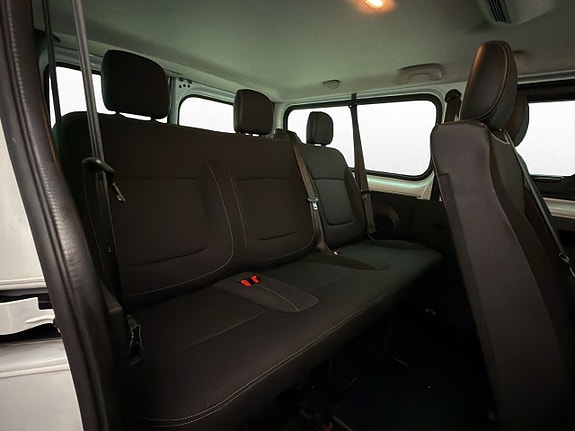 Renault Trafic 27 of 30