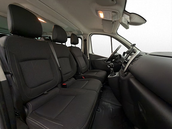 Renault Trafic 29 of 30