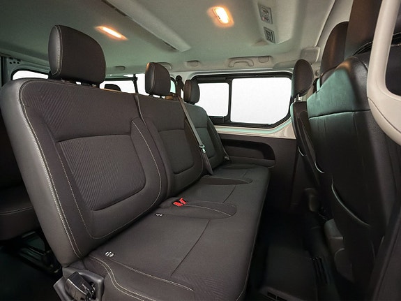 Renault Trafic 26 of 30