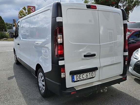 Renault Trafic 7 of 15