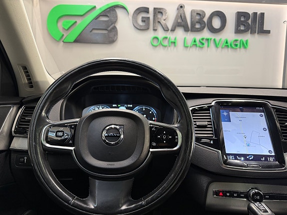 Volvo XC90 20 of 27