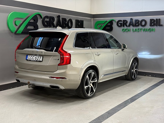 Volvo XC90 5 of 27