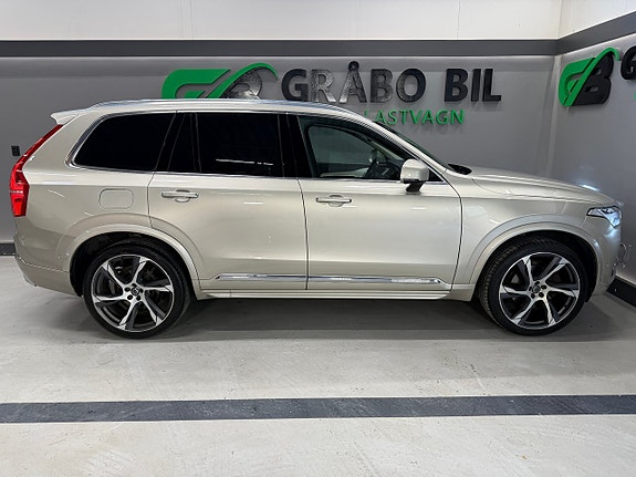 Volvo XC90 6 of 27