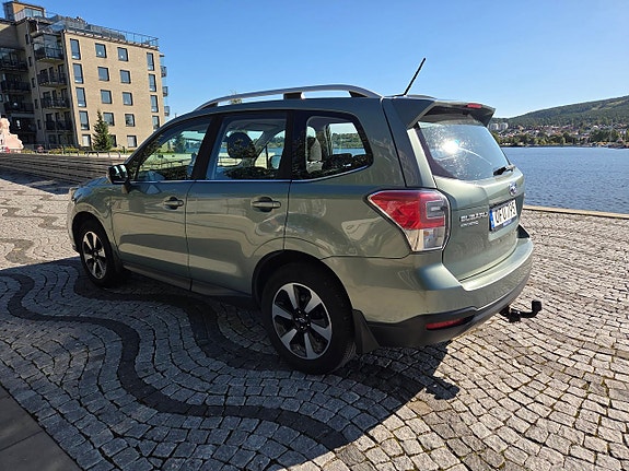 Subaru Forester 4 of 10