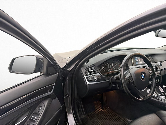 BMW 520 10 of 30