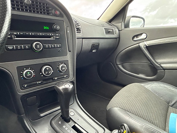 Saab 9-5 7 of 10