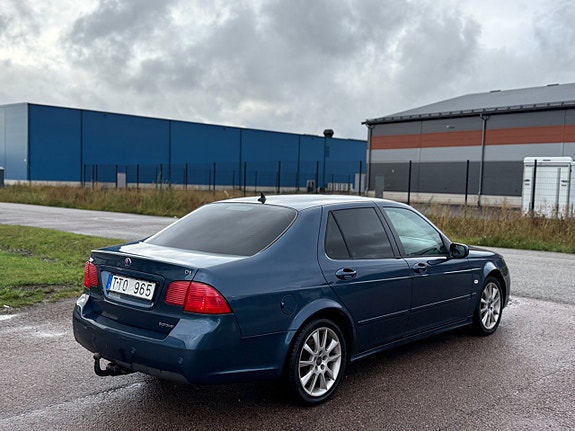 Saab 9-5 2 of 10
