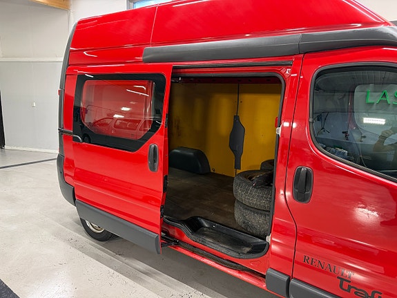 Renault Trafic 15 of 20
