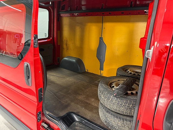 Renault Trafic 14 of 20