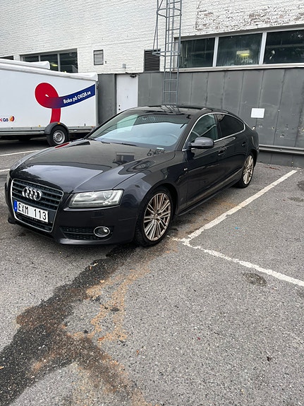 Audi A5 2 of 6