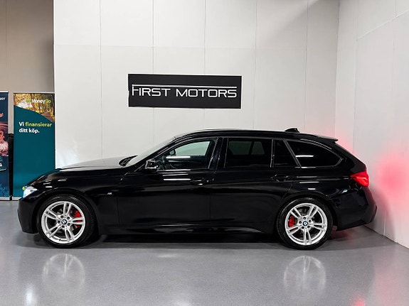 BMW 320i 3 of 30