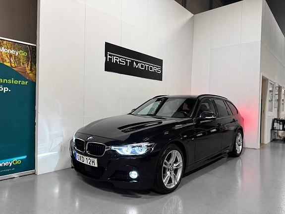 BMW 320i 2 of 30