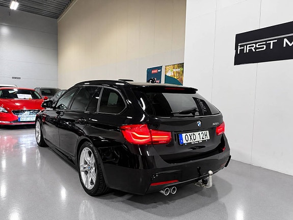 BMW 320i 6 of 30