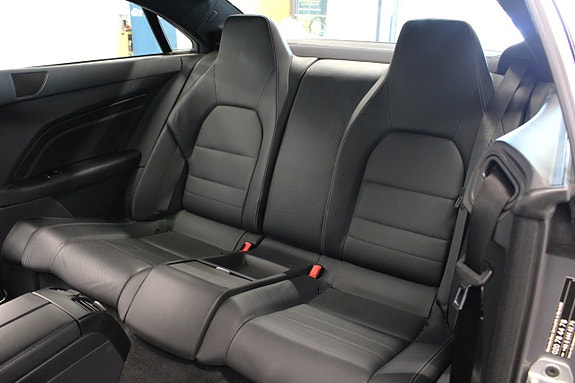 Mercedes-Benz E250 15 of 30