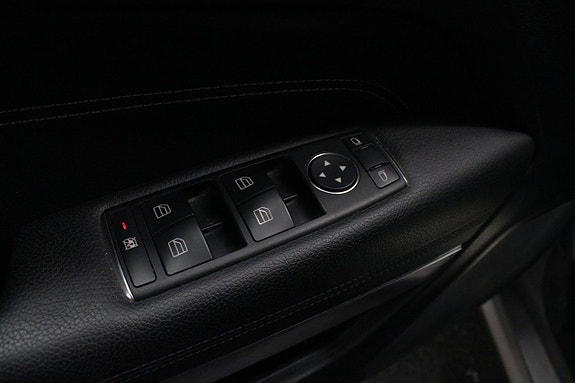 Mercedes-Benz E250 26 of 30