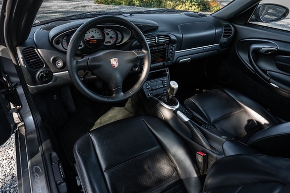 Porsche 911 Carrera 4S 9 of 20