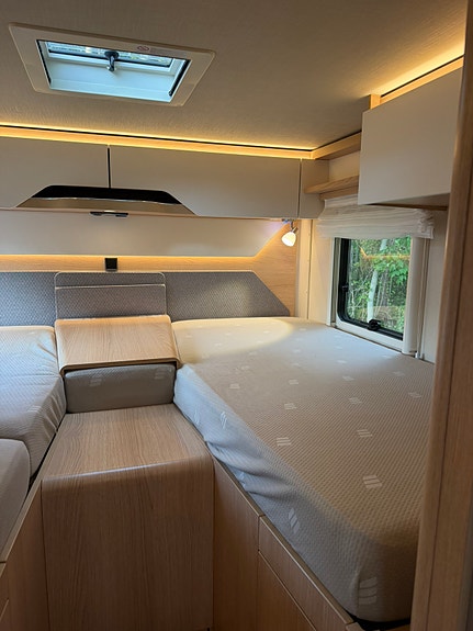 Hymer B-MC T 680 12 of 14