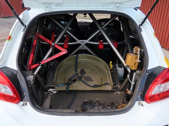 Mitsubishi Mirage 13 of 20