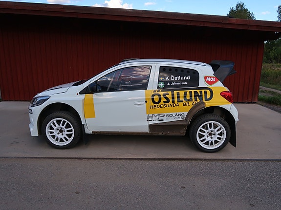 Mitsubishi Mirage 7 of 20