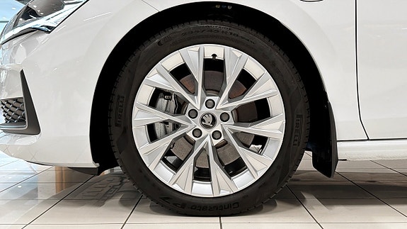 Skoda Superb 7 of 24