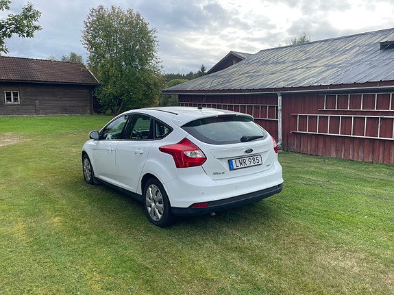 Ford Focus 5 of 6