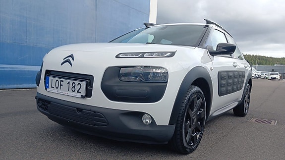 Citroen C4 Cactus 2 of 16