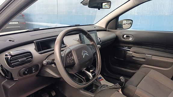 Citroen C4 Cactus 13 of 16