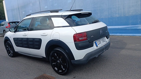 Citroen C4 Cactus 6 of 16