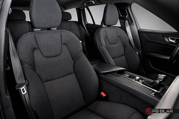 Volvo V60 Cross Country 13 of 25