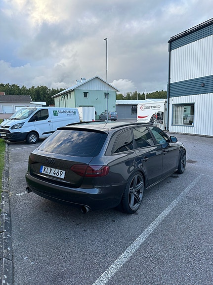 Audi A4 3 of 10