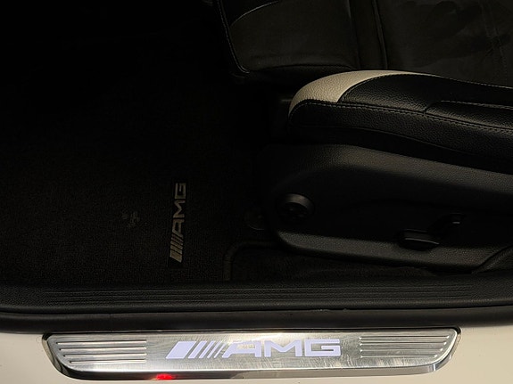 Mercedes-Benz C63 19 of 30