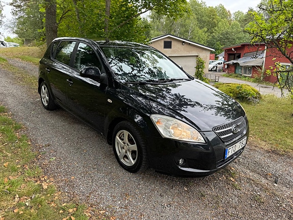 Kia Ceed 2 of 20
