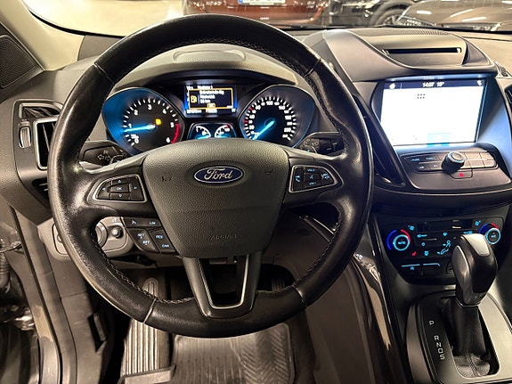 Ford Kuga 7 of 10
