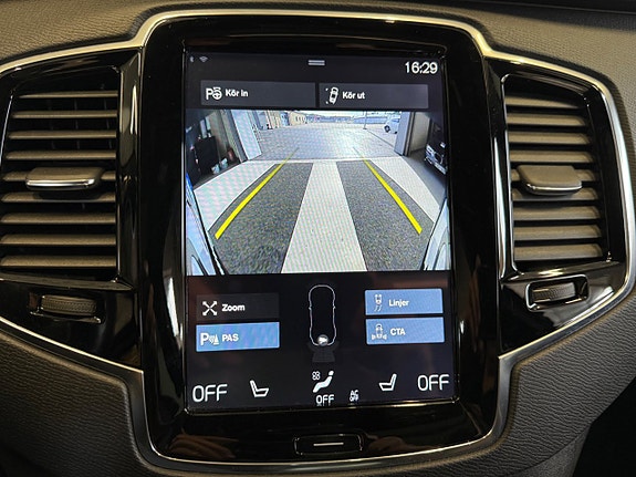 Volvo XC90 21 of 30