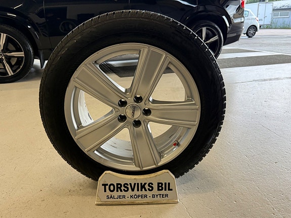 Volvo XC90 22 of 30