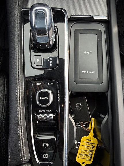 Volvo XC90 20 of 30